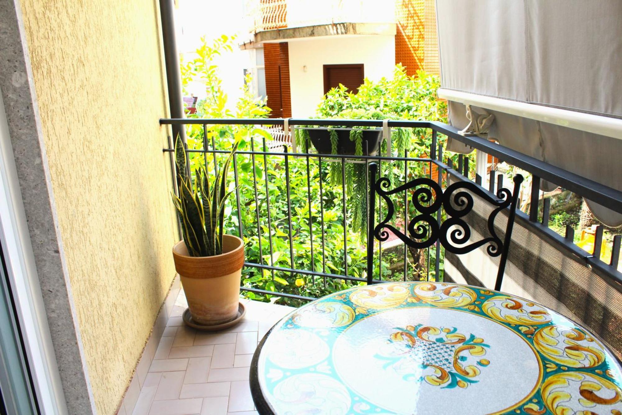 Anto'S Apartment - Giardini Naxos Dış mekan fotoğraf