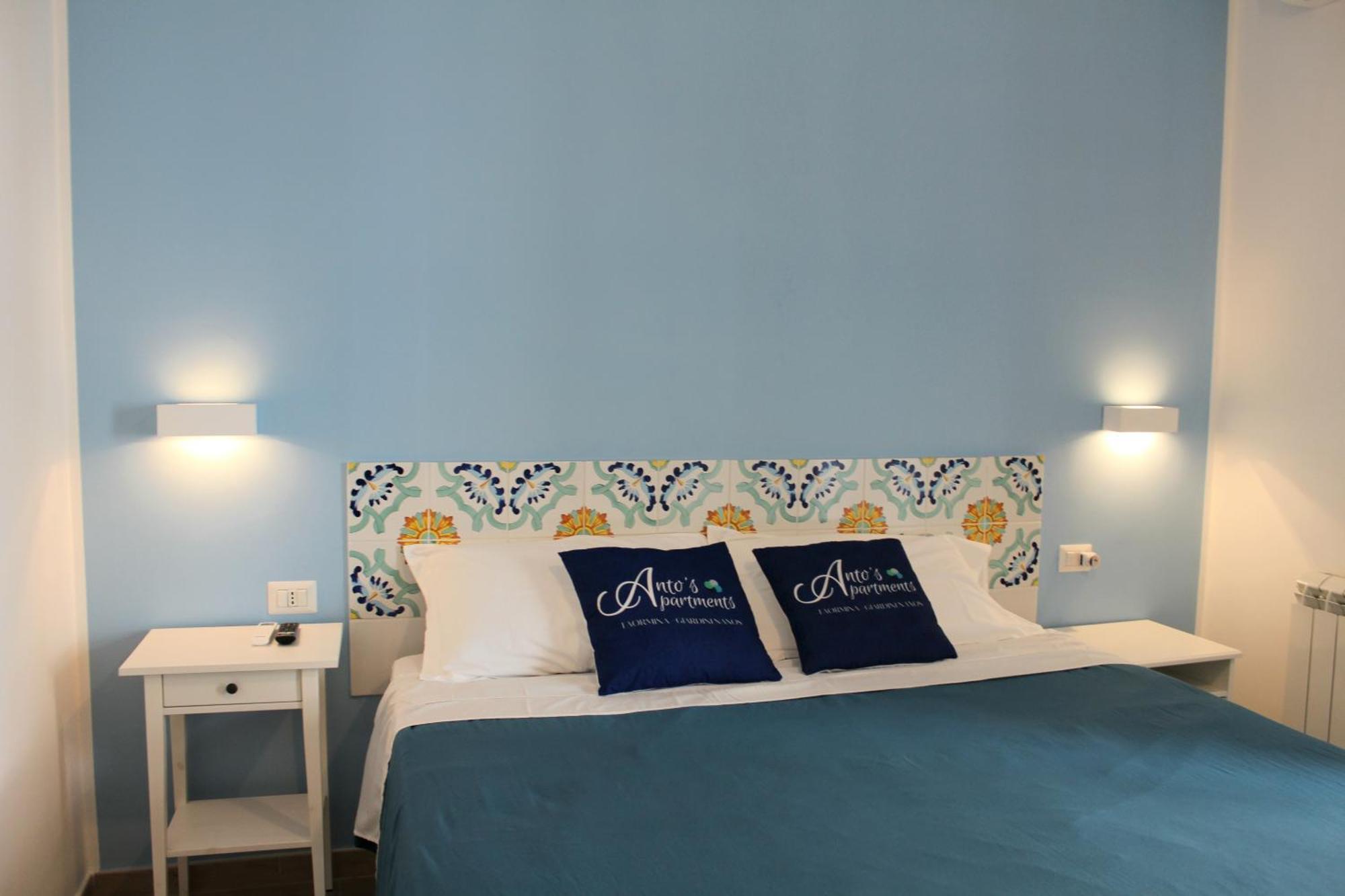 Anto'S Apartment - Giardini Naxos Dış mekan fotoğraf