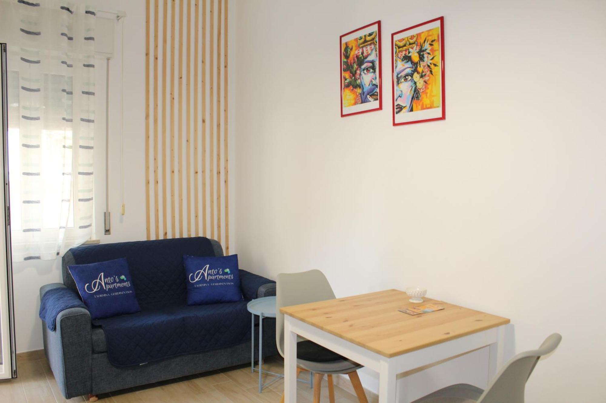 Anto'S Apartment - Giardini Naxos Dış mekan fotoğraf
