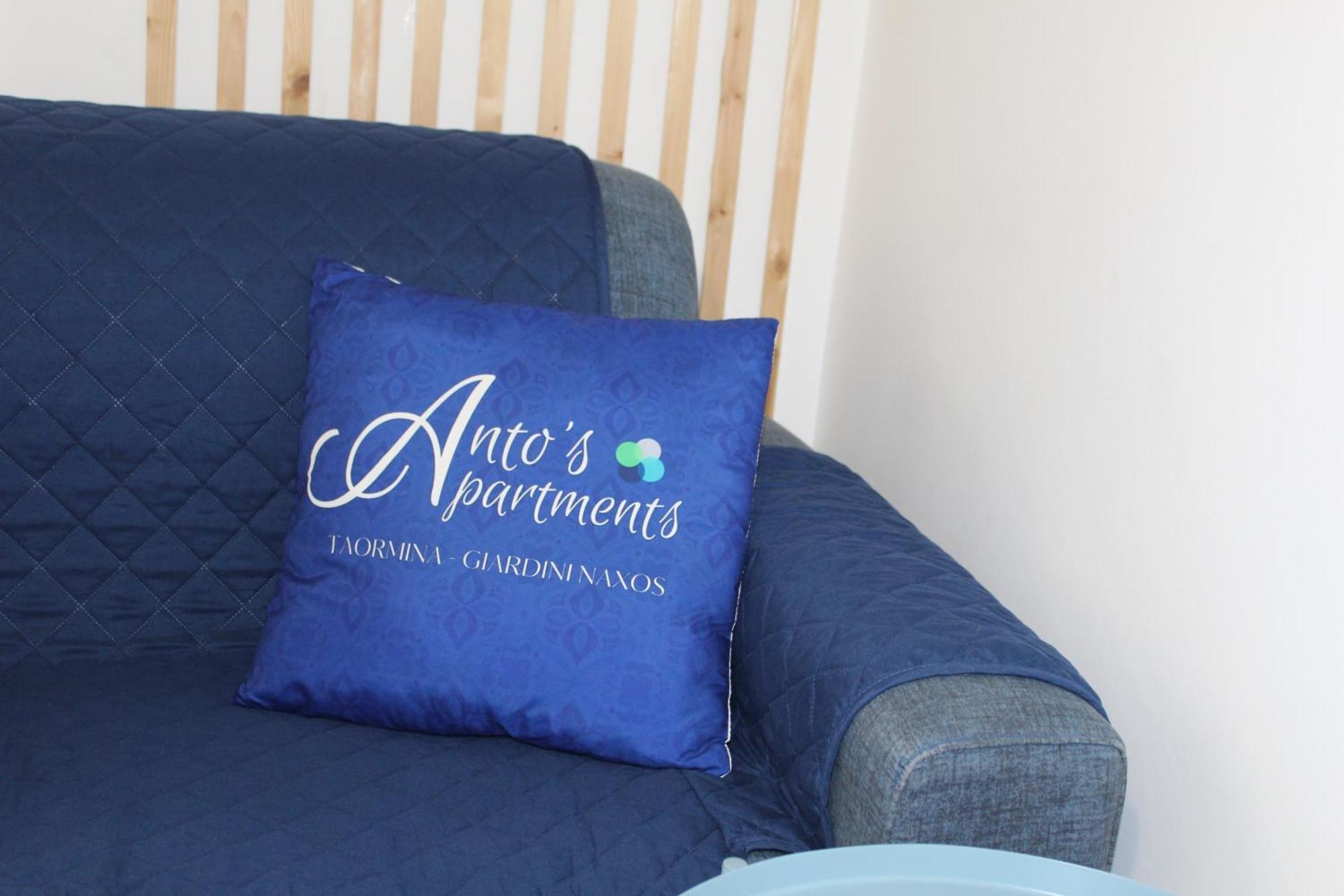 Anto'S Apartment - Giardini Naxos Dış mekan fotoğraf